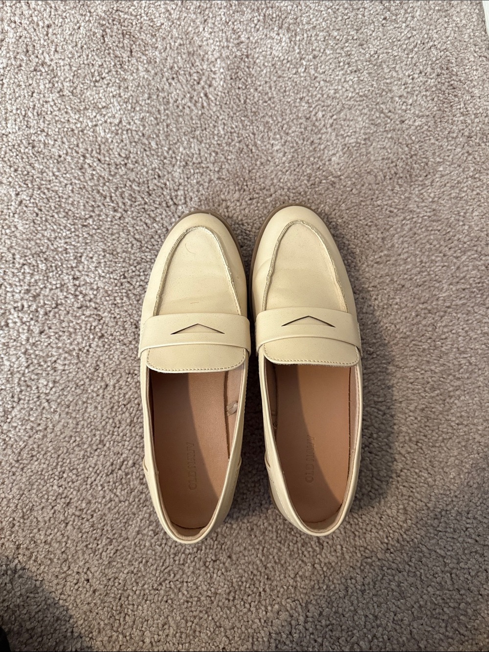 Old Navy Woman’s Cream Slip-On Penny Loafers
